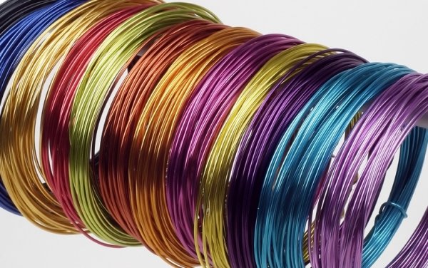 Oasis® 2mm Aluminium Wire - Purple, The Baggery Sundries UK Ltd Oasis® 2mm Aluminium Wire - Purple