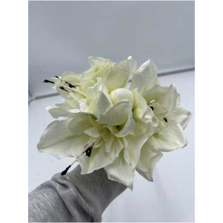 Christmas Amaryllis Stem - Cream