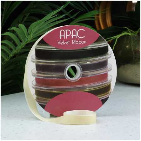 Ivory Velvet Ribbon 15mm x 20m