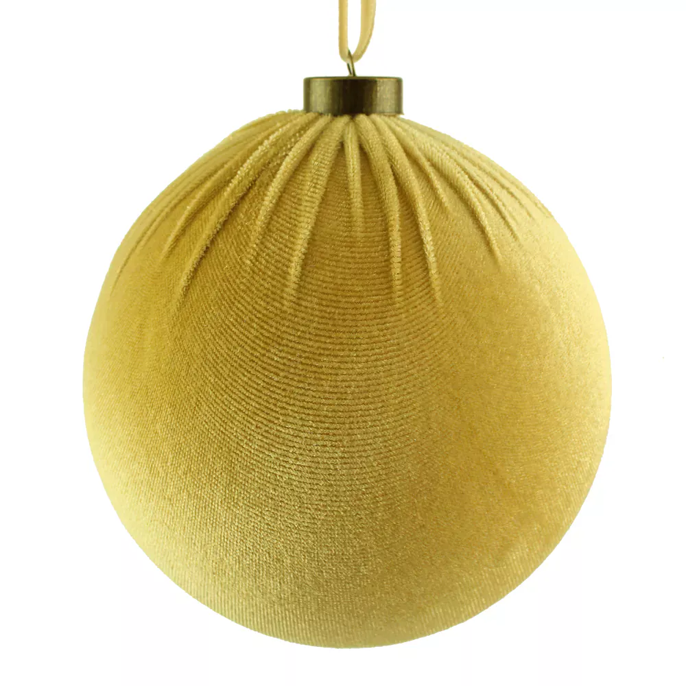 Christmas &ndash; 15cm Velvet Hanging Ball &ndash; Cream